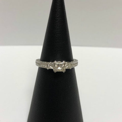 18k White Gold Fancy 3 Stone Diamond Princess Cut Ring